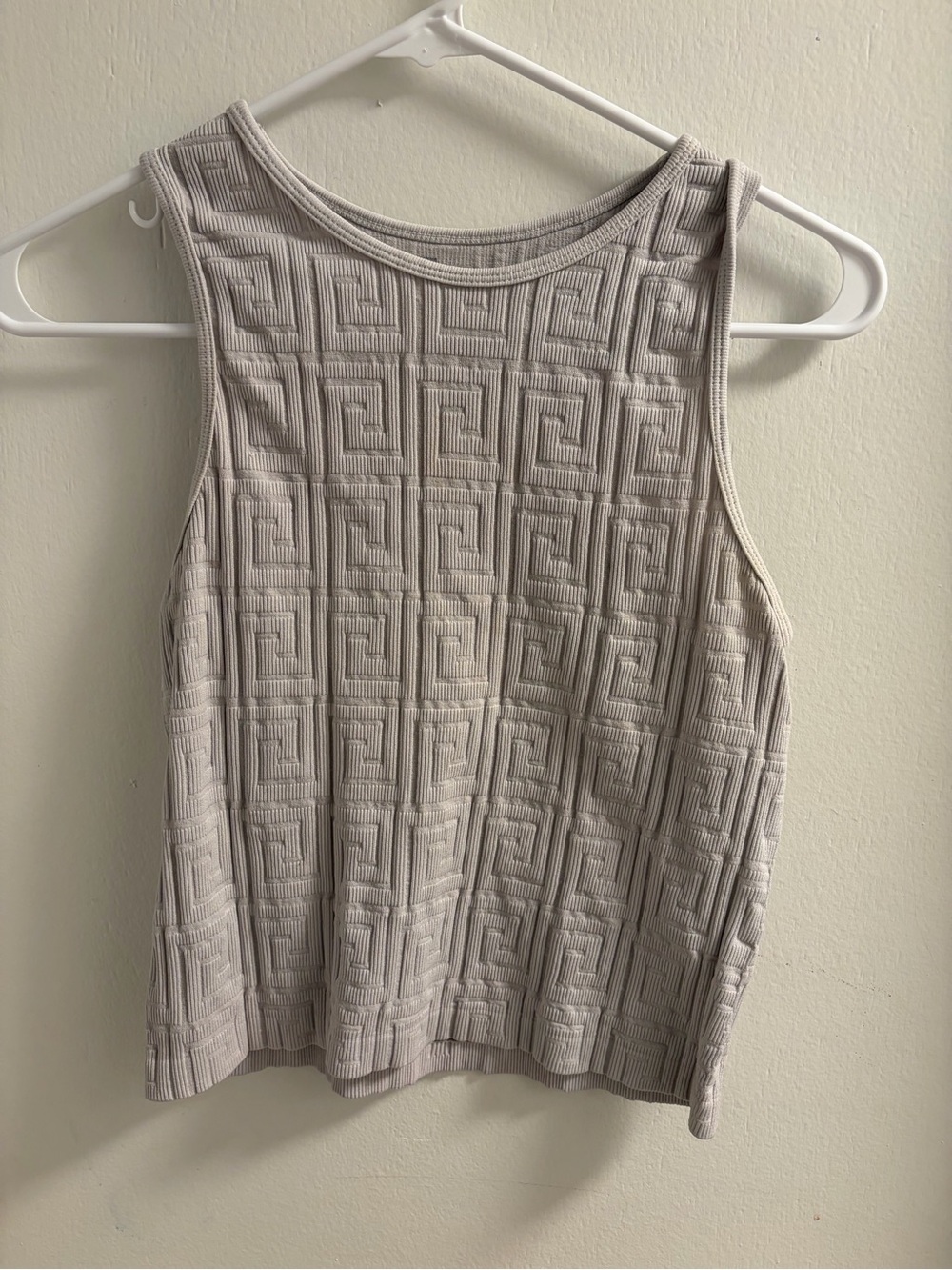 Textured Crewneck Tank Top in Light Gray